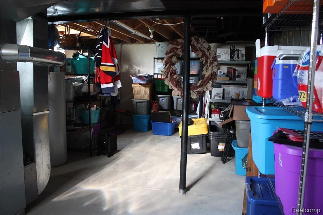 51550 Sass Road New Baltimore, MI 48047 - Photo 23 of 23 Plenty of storage