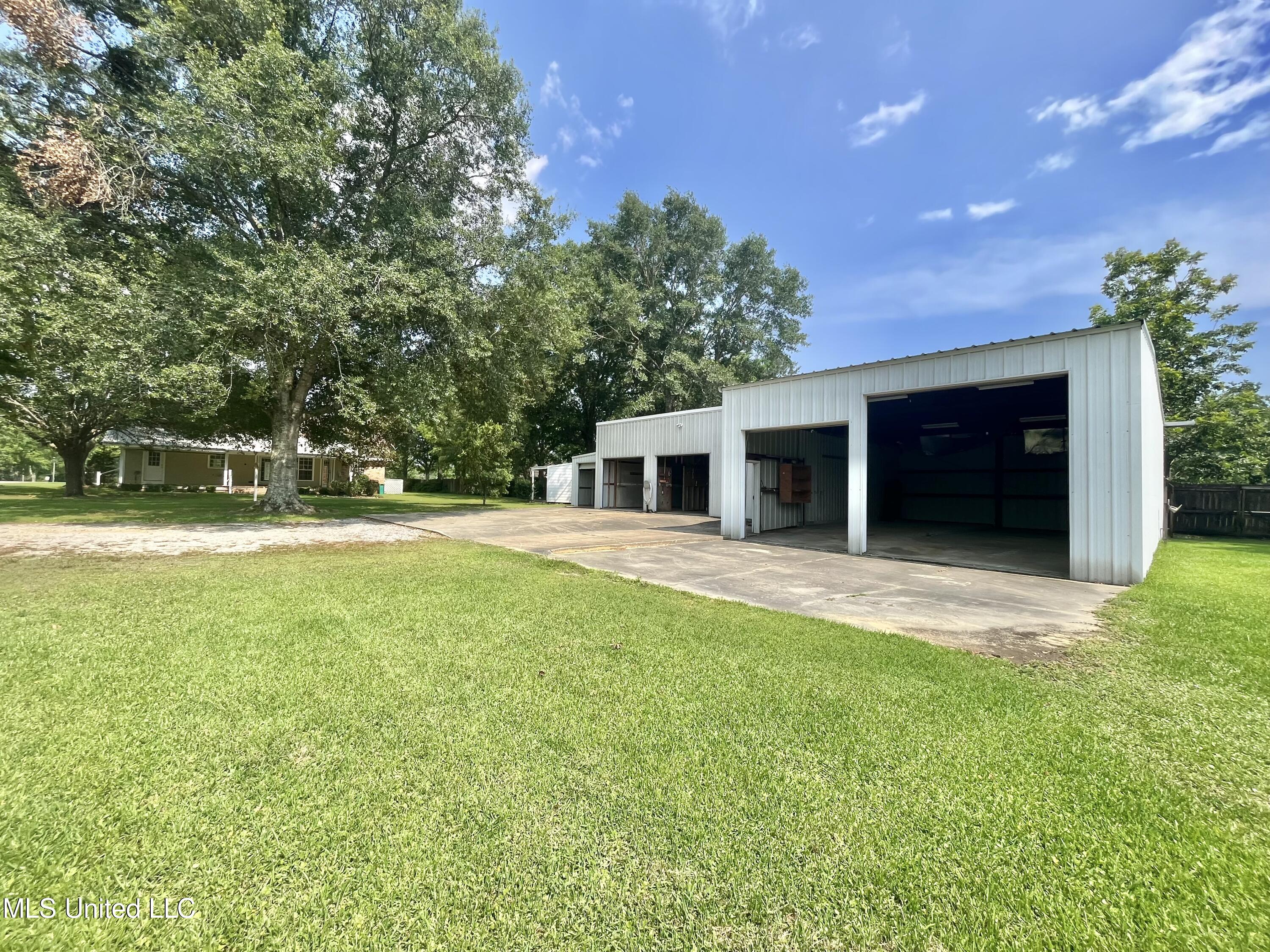 12491 Canal Road Gulfport, MS 39503 - Photo 37 of 48 IMG_0746