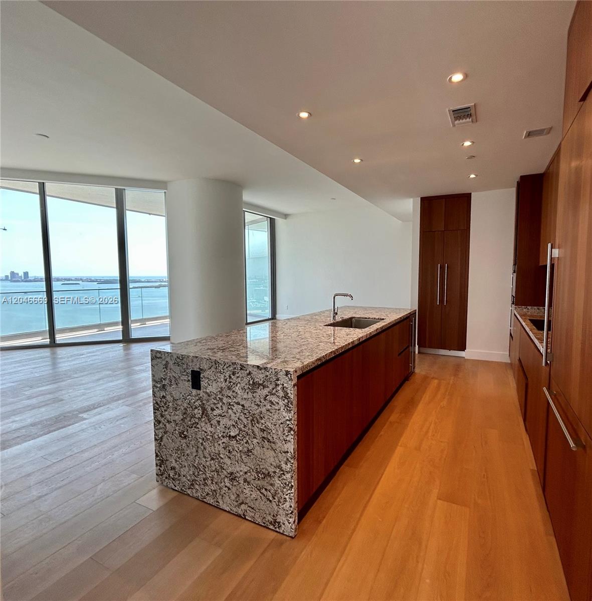 175 Southeast 25th Road, Unit 2804 Miami, FL 33129 - Photo 3 of 15