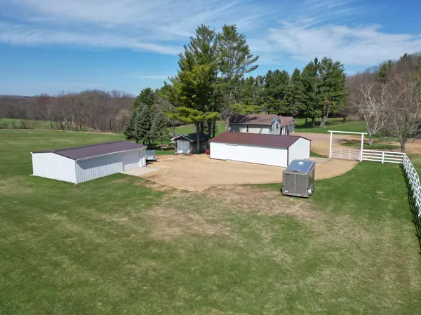 $499,900 | E3490 County Rd P, Menomonie, WI 54751
