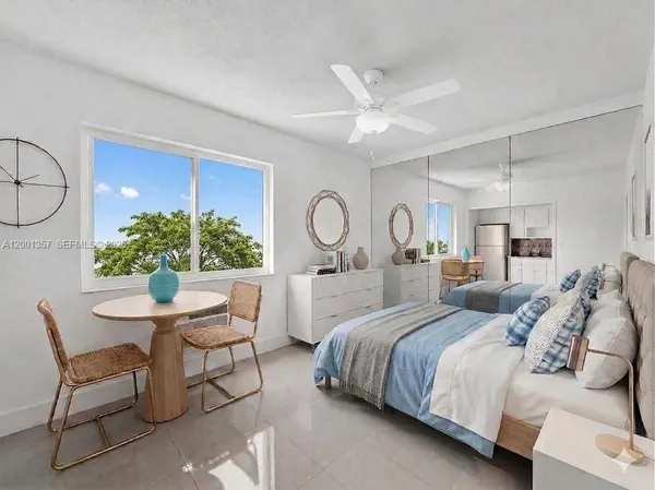 $1,300 | 2430 Northeast 135th Street, Unit 300, North Miami, FL 33181