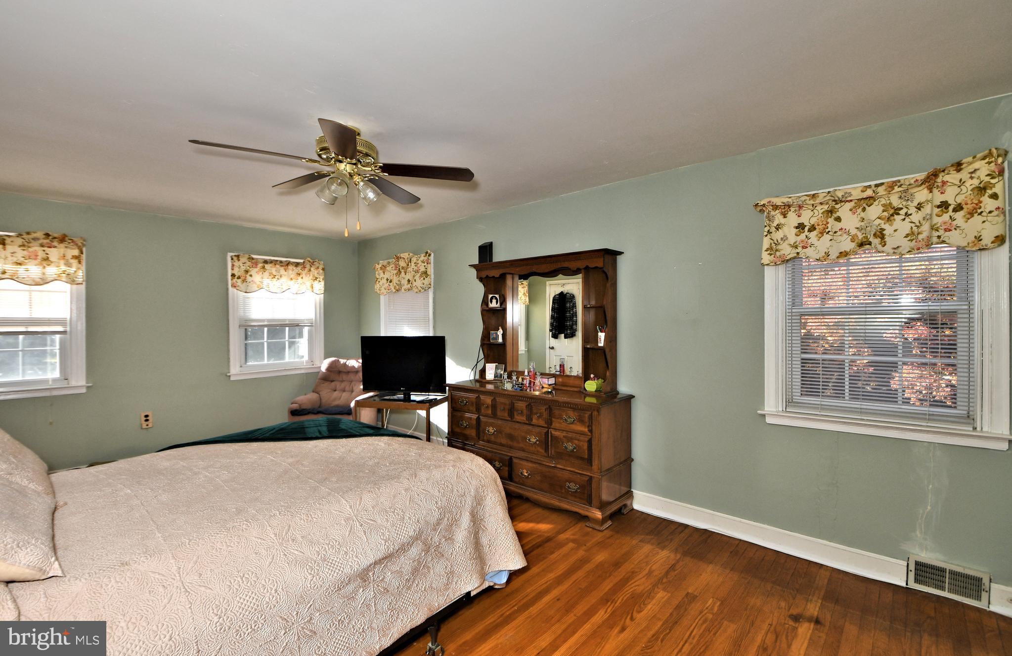 105 Johns Road Cheltenham, PA 19012 - Photo 29 of 52 Gallery Image 29