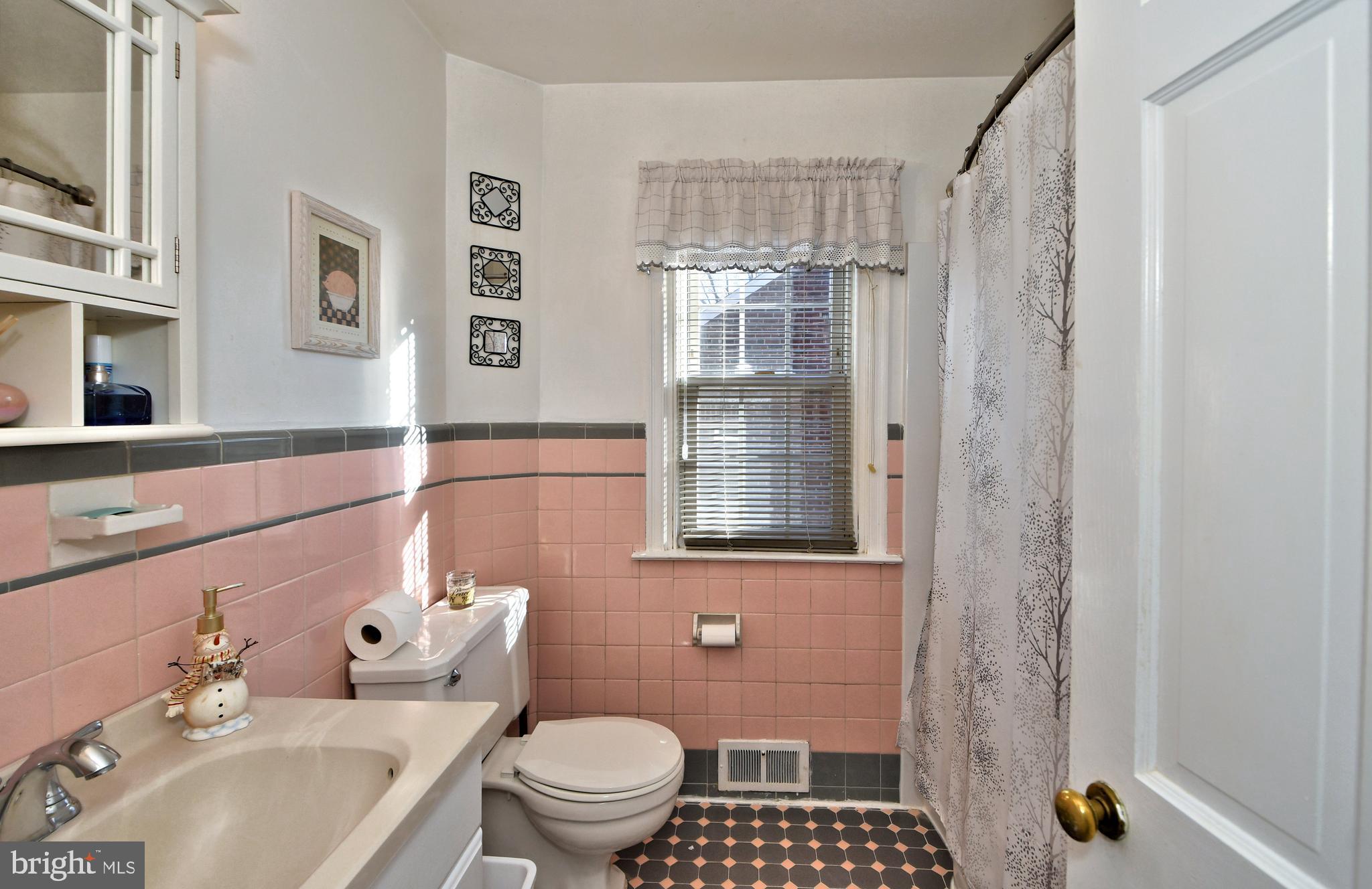 105 Johns Road Cheltenham, PA 19012 - Photo 41 of 52 Gallery Image 41
