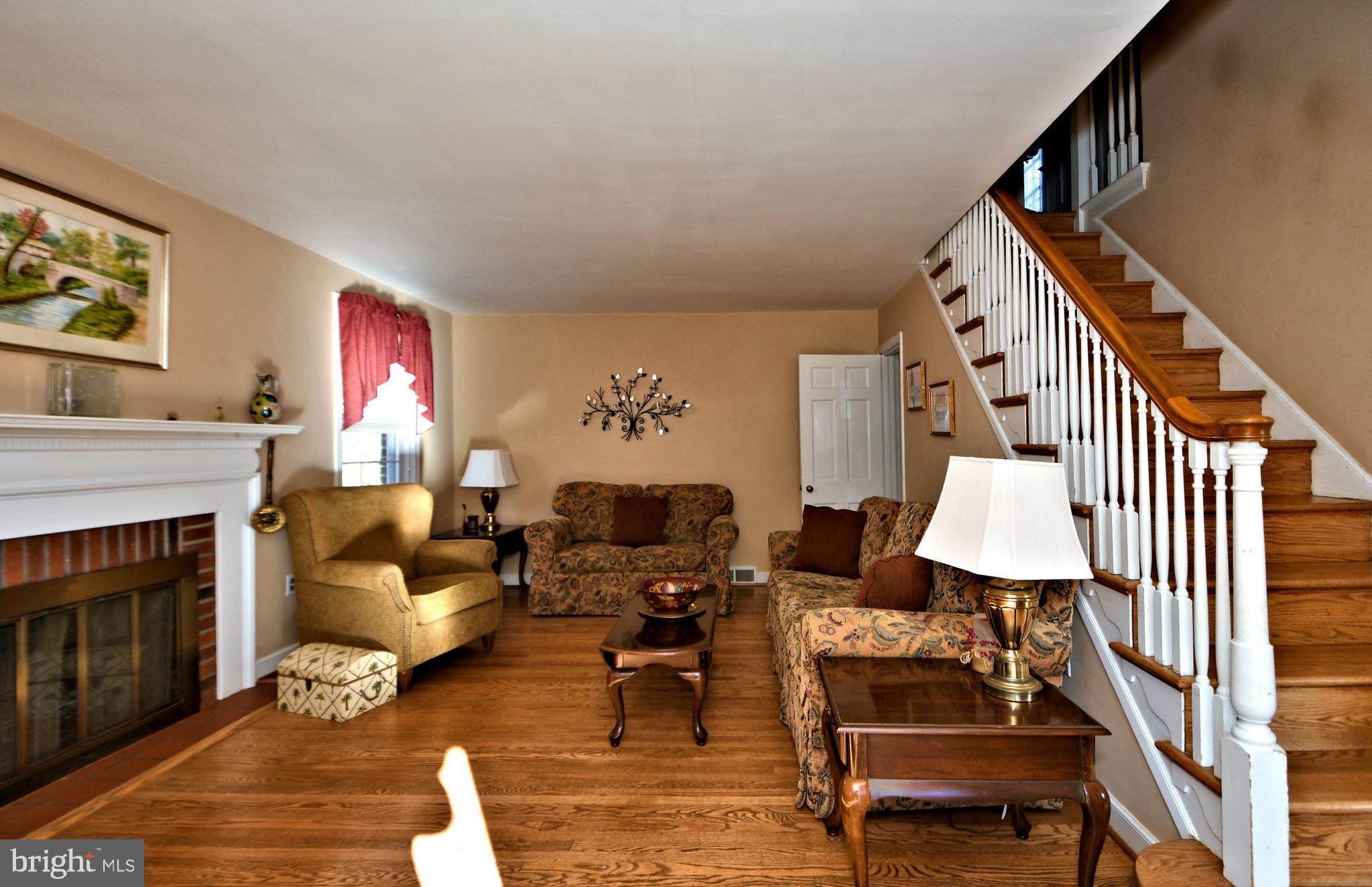 105 Johns Road Cheltenham, PA 19012 - Photo 6 of 52 Gallery Image 6