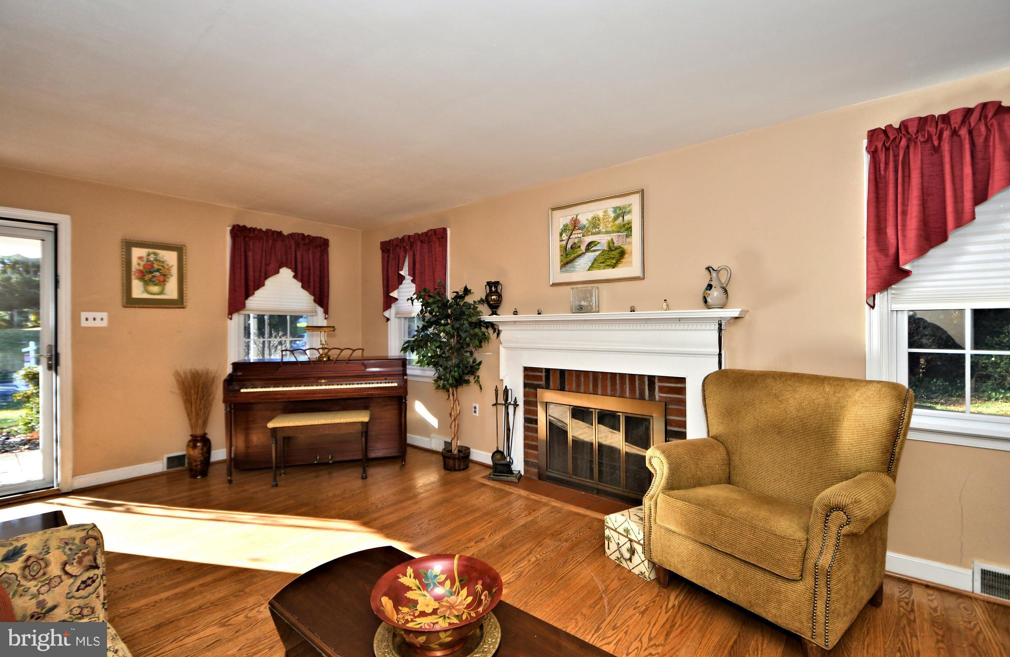 105 Johns Road Cheltenham, PA 19012 - Photo 10 of 52 Gallery Image 10
