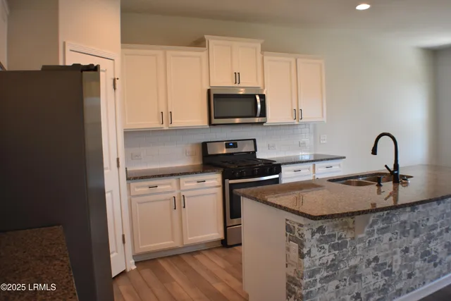 $2,450 | 15 Chauga Street, Beaufort, SC 29906