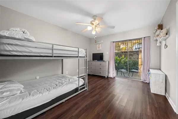 $198,000 | 1031 Signal Ridge Place, Unit 1031, Rockwall, TX 75032