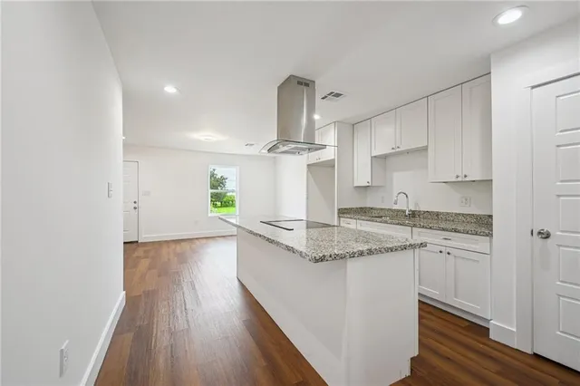 $1,950 | 3304 Metropolitan Street, New Orleans, LA 70126