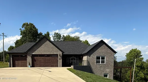 $714,999 | 454 Lake Vista Court, Baneberry, TN 37890
