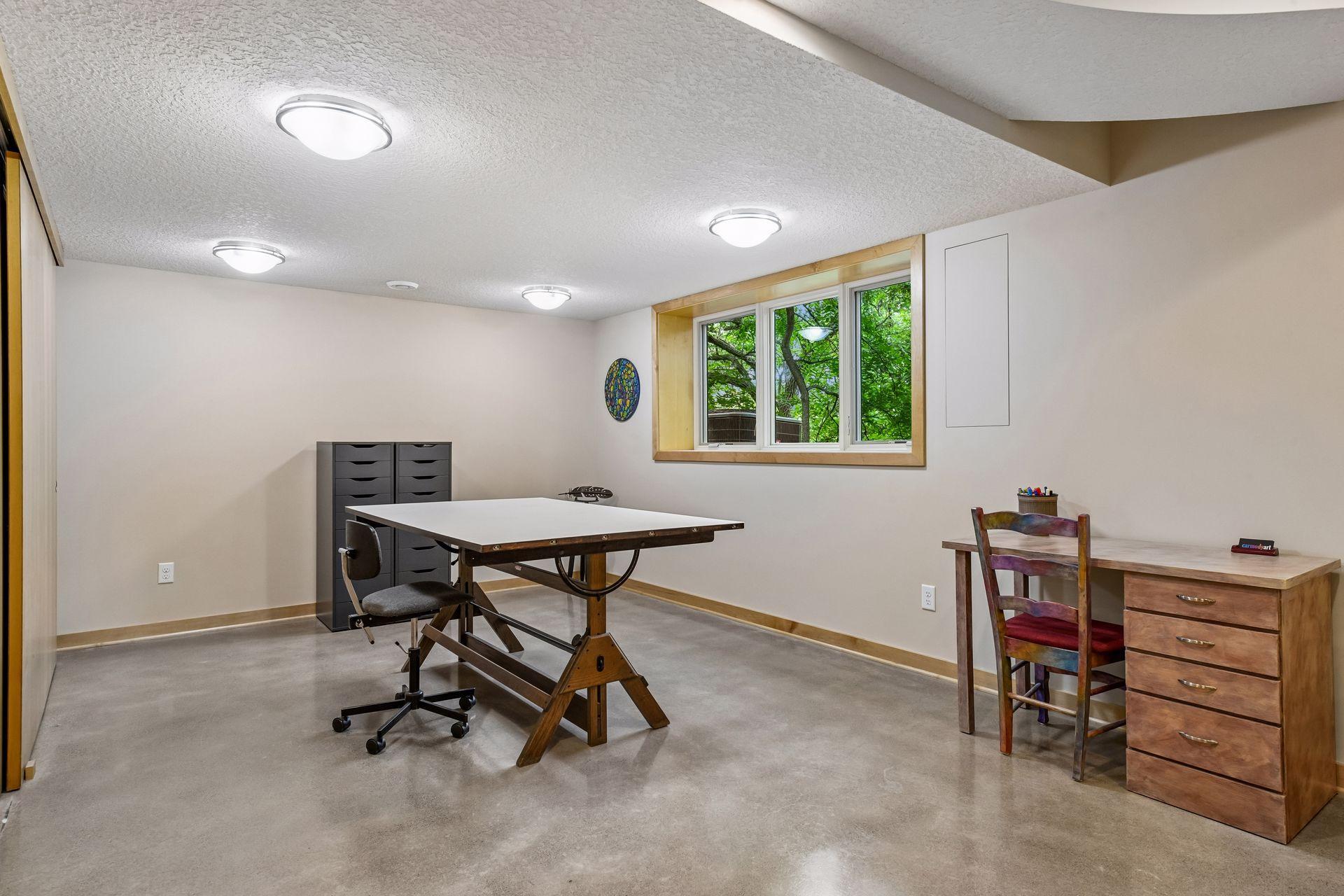 4309 Tonkawood Road Minnetonka, MN 55345 - Photo 22 of 31 Gallery Image 22