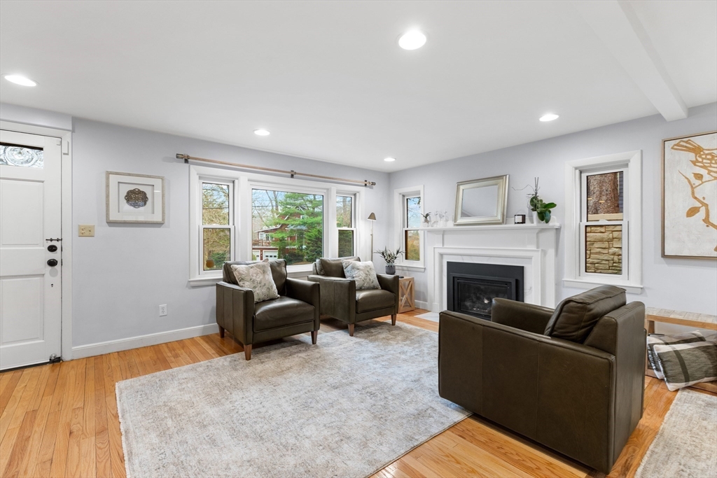 46 Bridge Street Lexington, MA 02421 - Photo 3 of 31