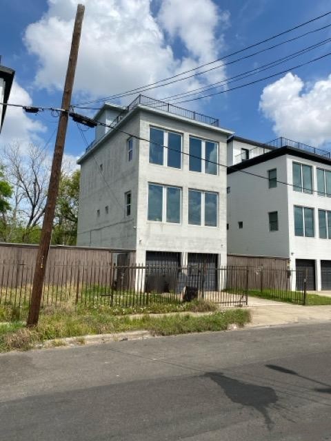 3419 Rawley Street Houston, TX 77020 - Photo 1 of 21