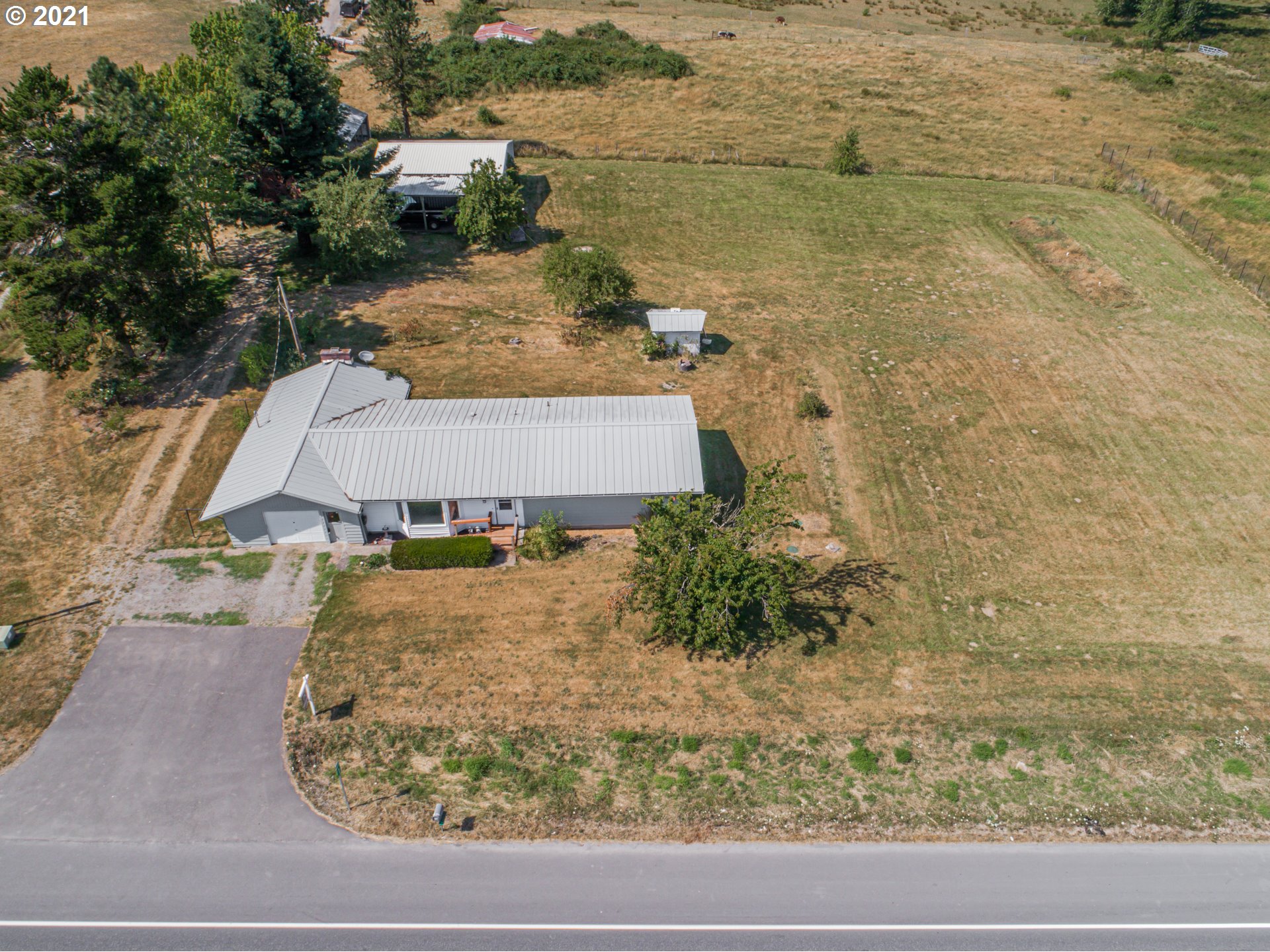 1716 Northeast 219th Street Ridgefield, WA 98642 - Photo 2 of 30