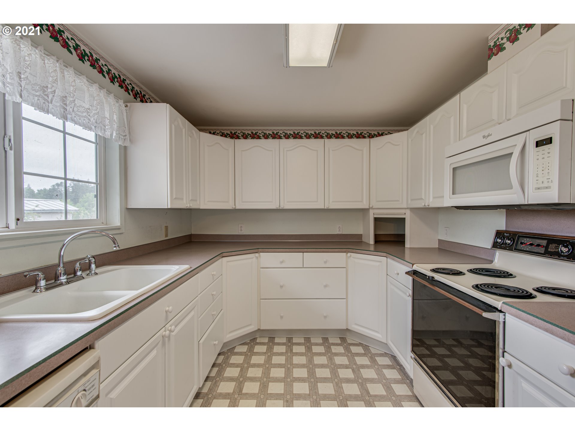 1716 Northeast 219th Street Ridgefield, WA 98642 - Photo 11 of 30