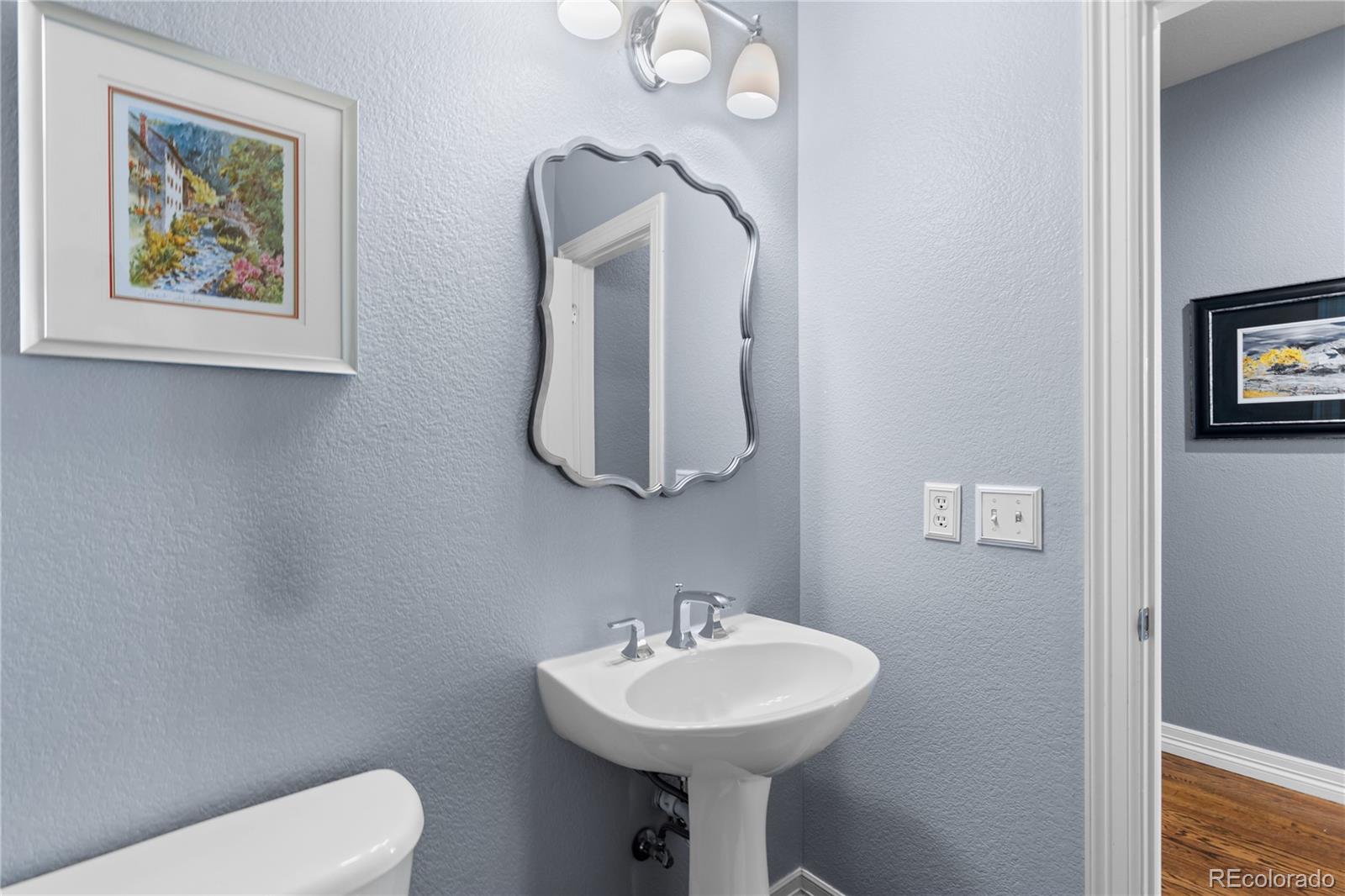 10148 Mockingbird Lane Highlands Ranch, CO 80129 - Photo 22 of 49