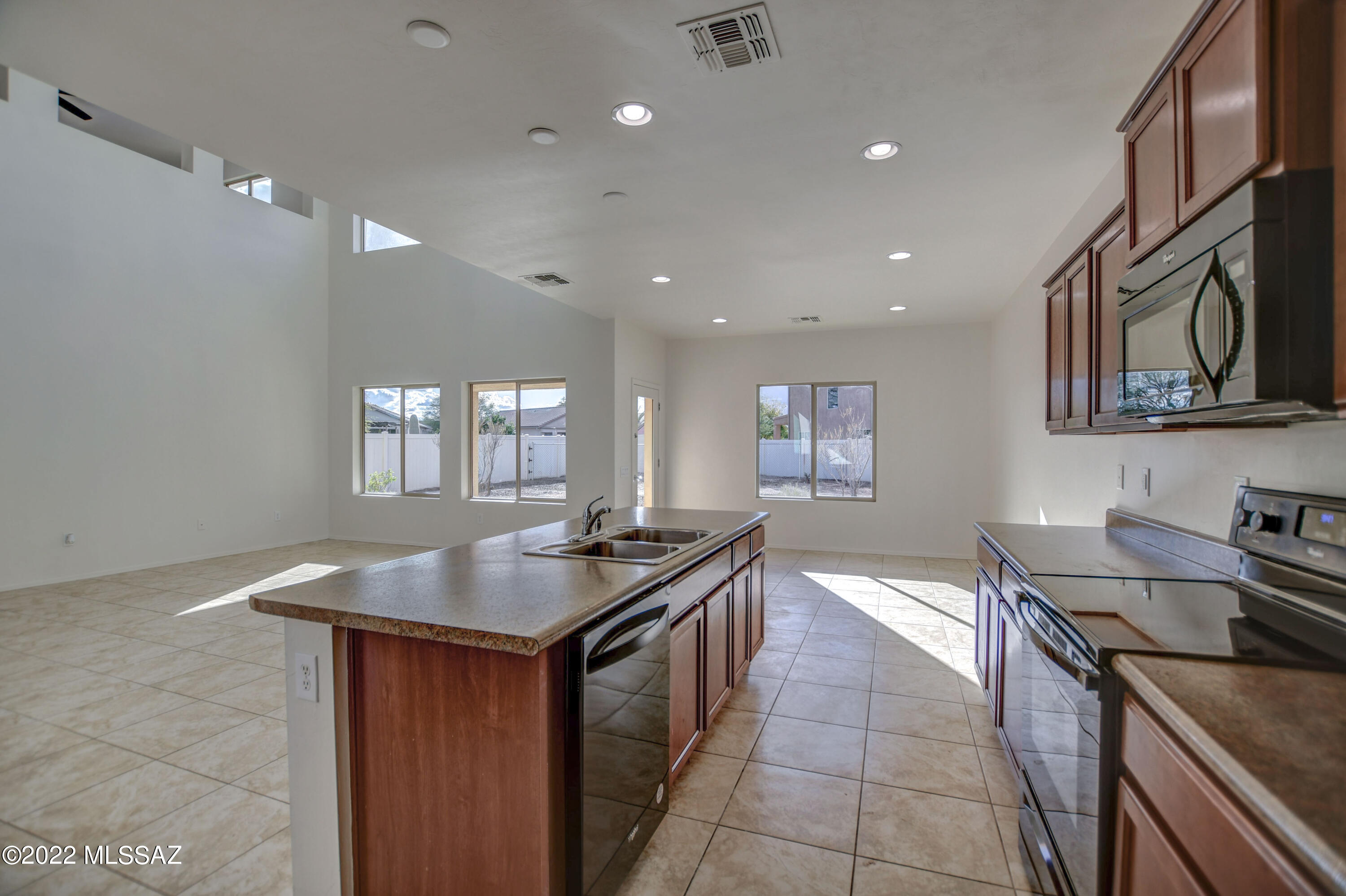 34380 South Miner Road Red Rock, AZ 85145 - Photo 14 of 49 Gallery Image 14
