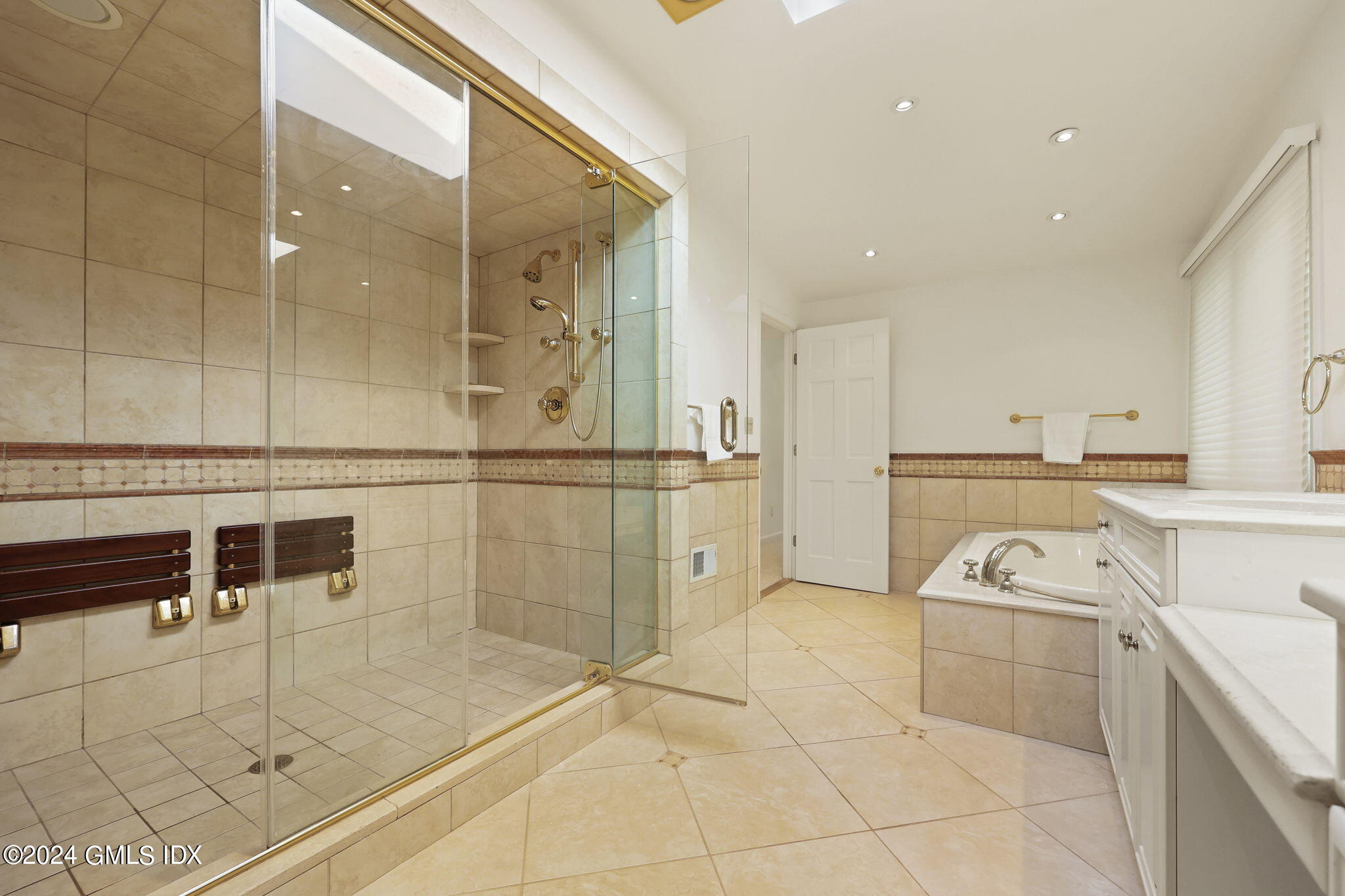 18 Crawford Terrace Riverside, CT 06878 - Photo 17 of 31