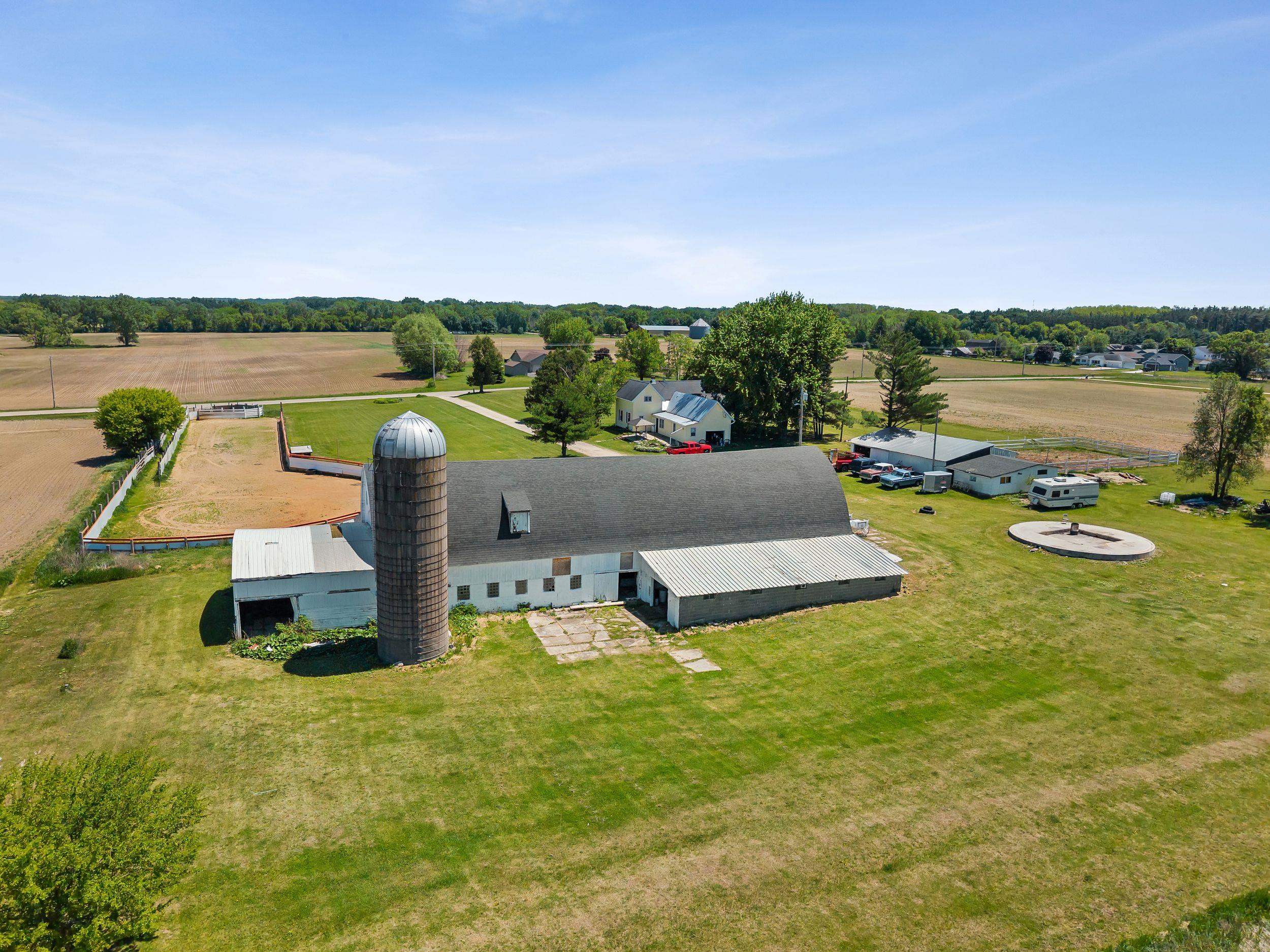 N9567 32nd Drive Berlin, WI 54923 - Photo 40 of 46