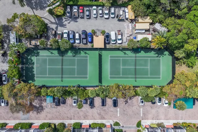 $3,025,000 | 1121 Crandon Boulevard, Unit F702, Key Biscayne, FL 33149