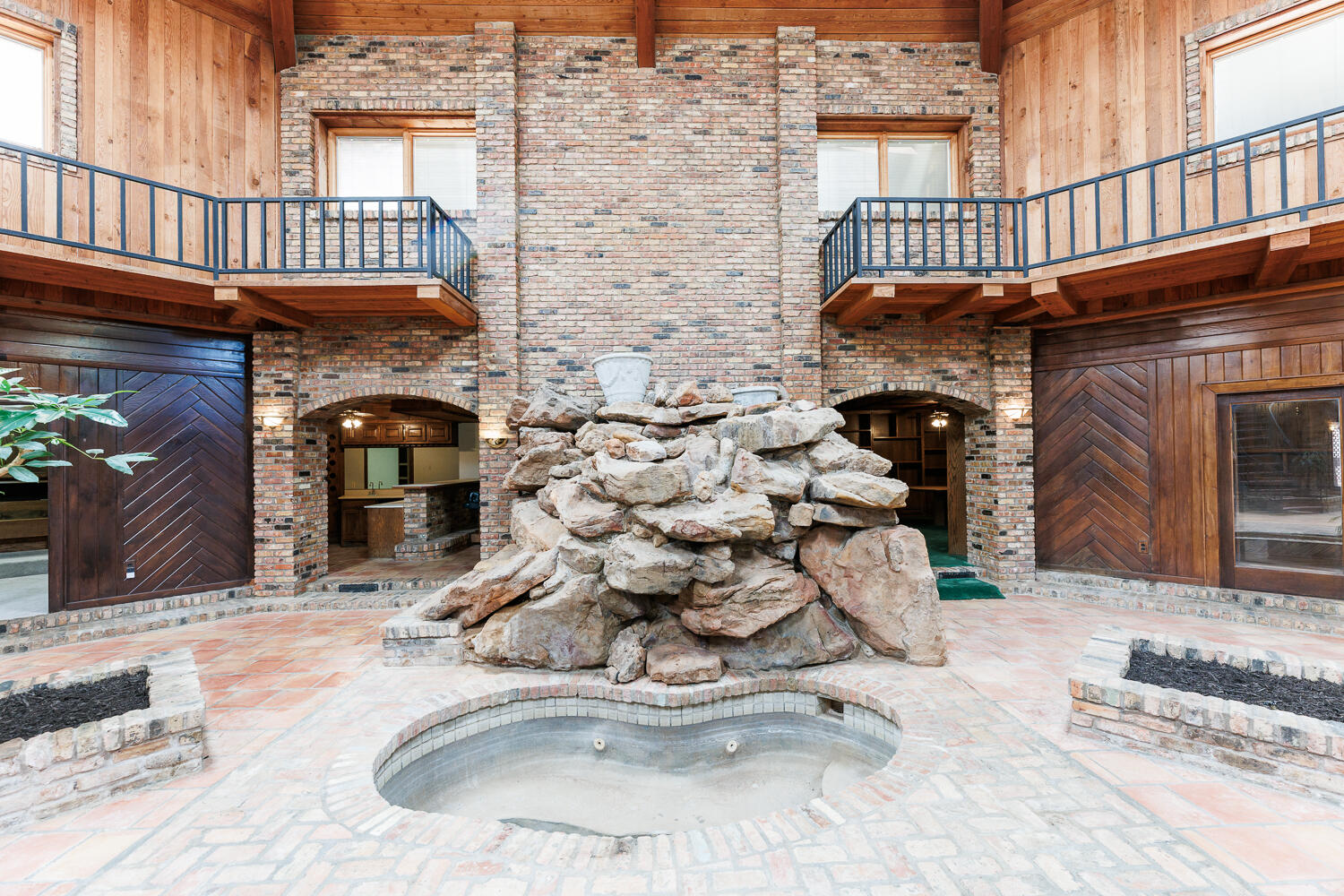 409 Mill Road Lubbock, TX 79403 - Photo 16 of 86 Pool