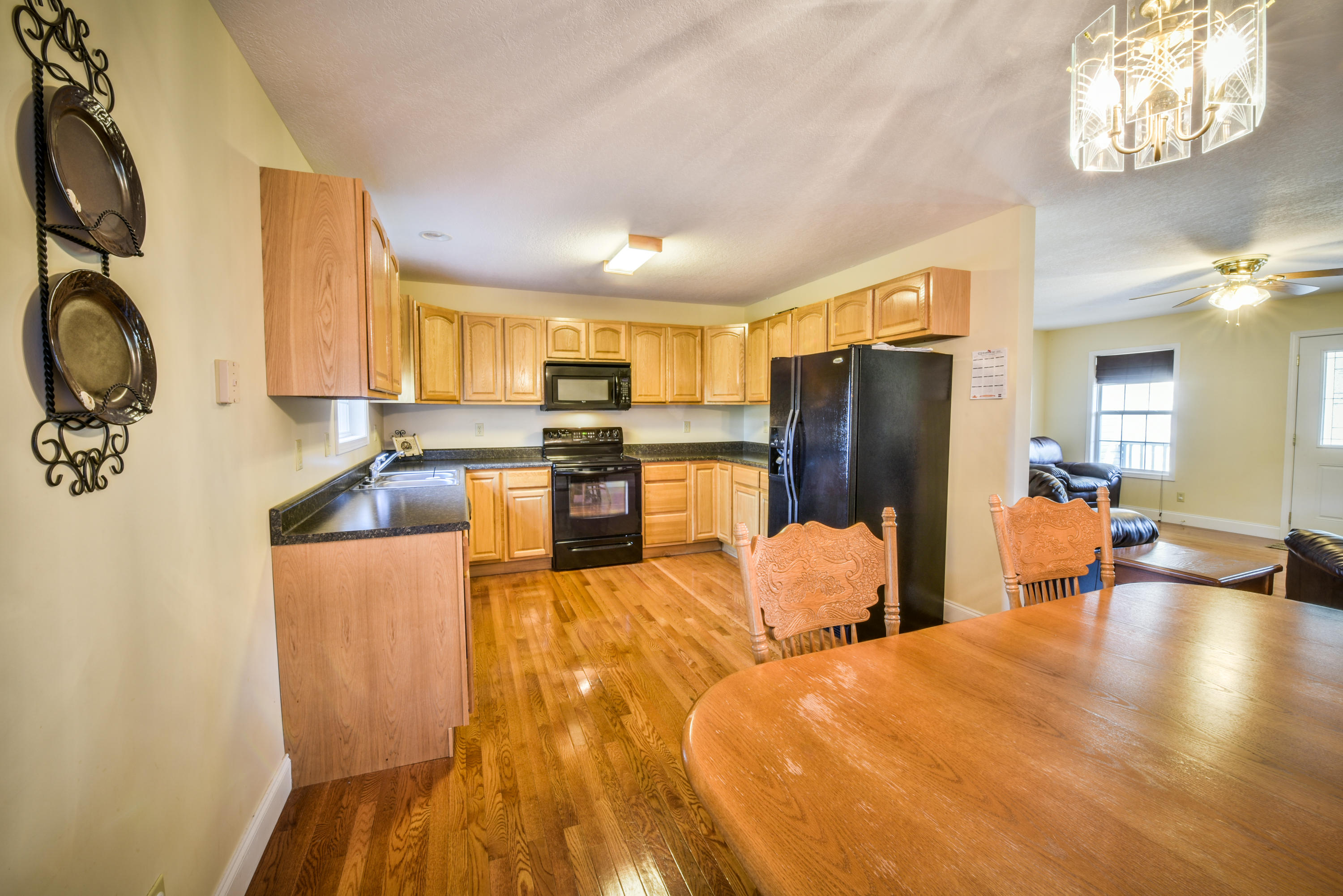 140 Meredith Road La Follette, TN 37766 - Photo 8 of 23 DSC_2620