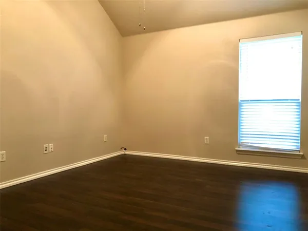 $2,550 | 1216 Badbury Lane, Grand Prairie, TX 75052