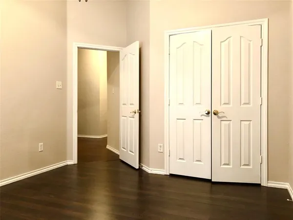 $2,550 | 1216 Badbury Lane, Grand Prairie, TX 75052
