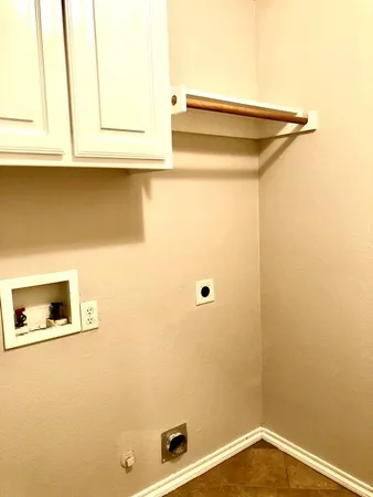 $2,550 | 1216 Badbury Lane, Grand Prairie, TX 75052
