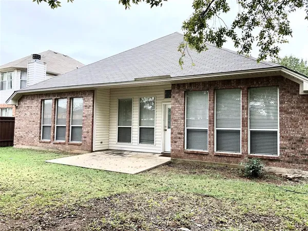 $2,550 | 1216 Badbury Lane, Grand Prairie, TX 75052