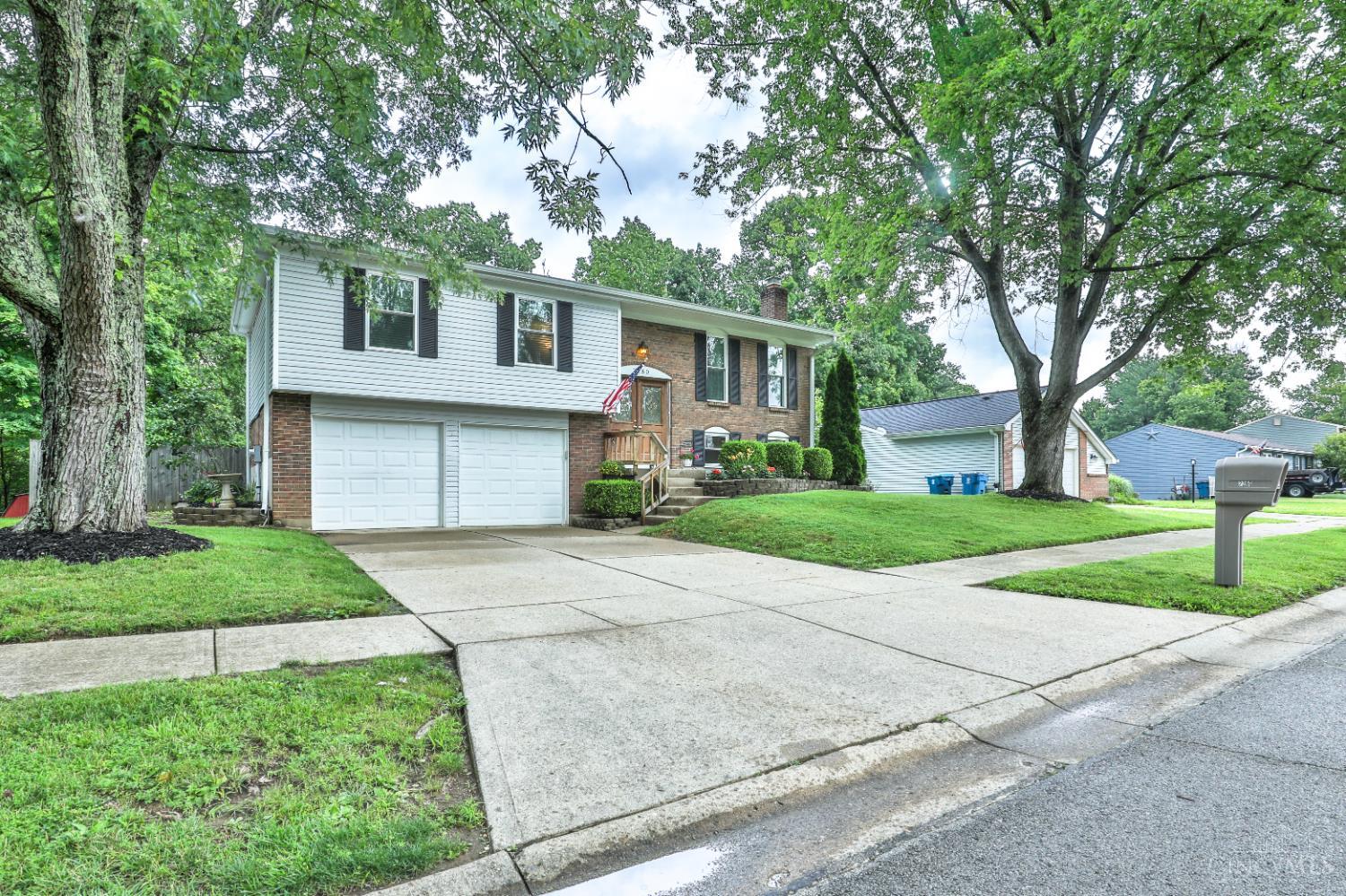 2280 Chesterfield Lane Batavia, OH 45103 - Photo 3 of 46