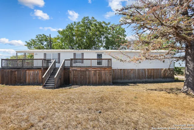 $175,000 | 716 Lakeshore Drive South, Bandera, TX 78003