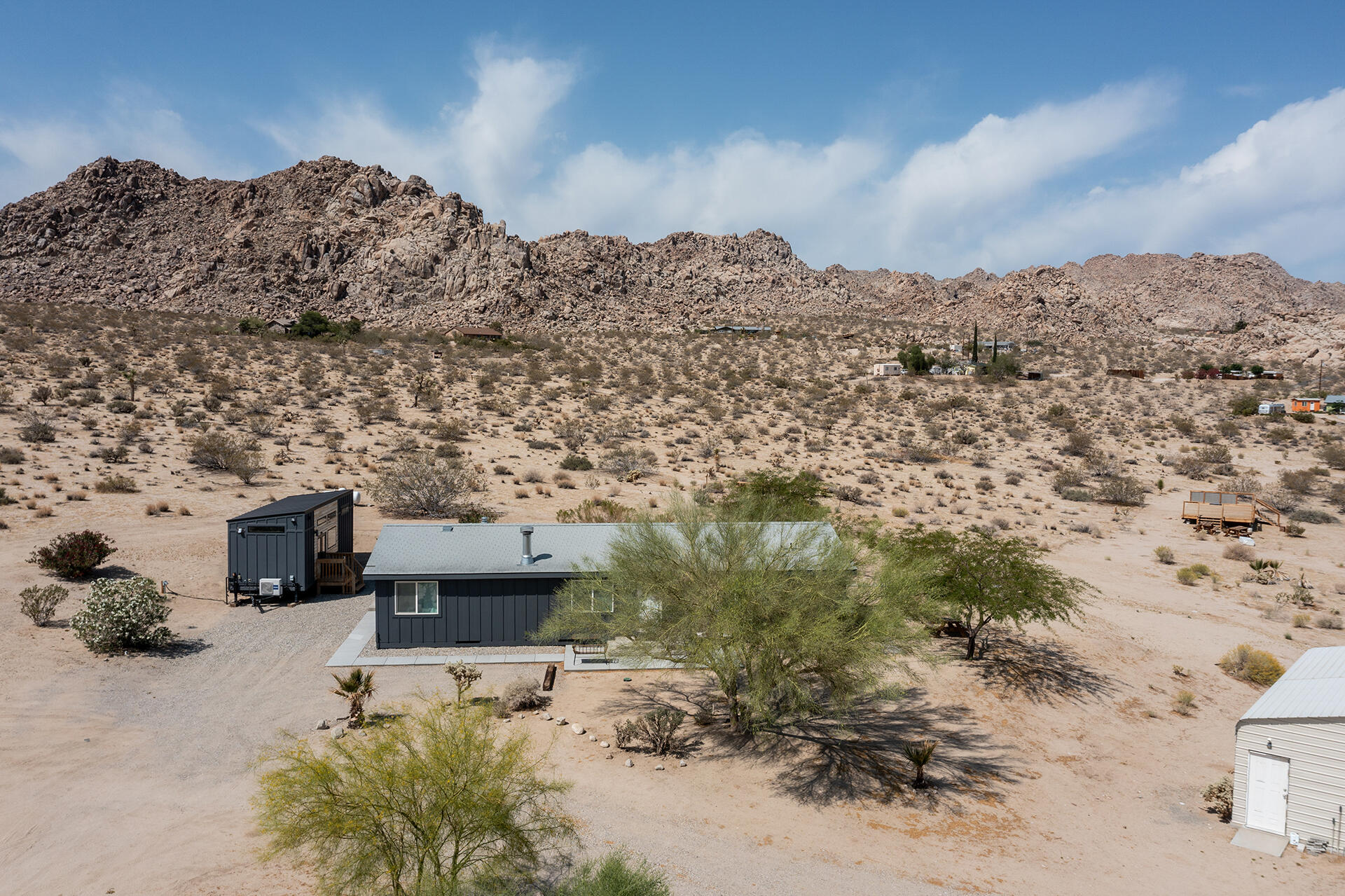 7122 Sunkist Road Joshua Tree, CA 92252 - Photo 3 of 61 img-3