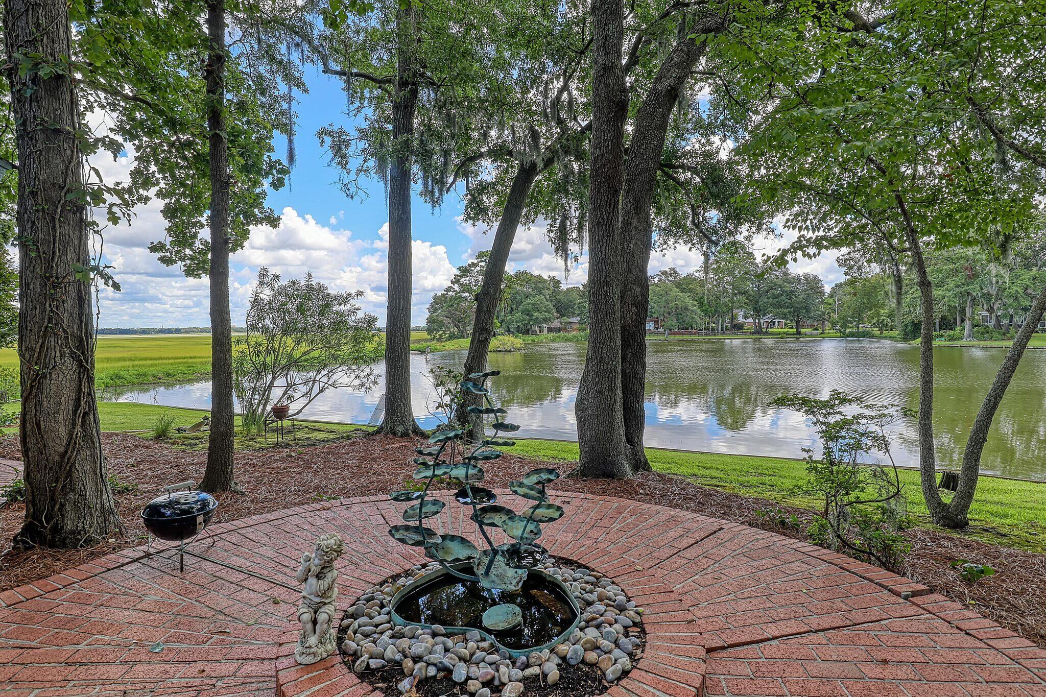 29 Eton Road Charleston, SC 29407 - Photo 1 of 54 Patio on Lake Sandhurst