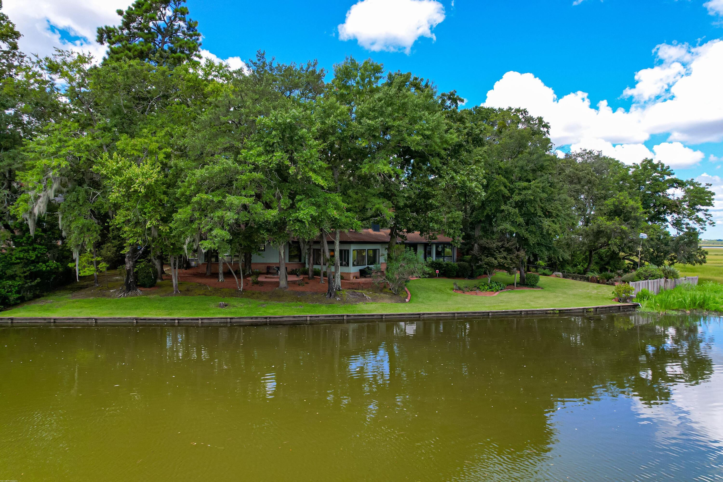 29 Eton Road Charleston, SC 29407 - Photo 4 of 54 Lake Sandhurst