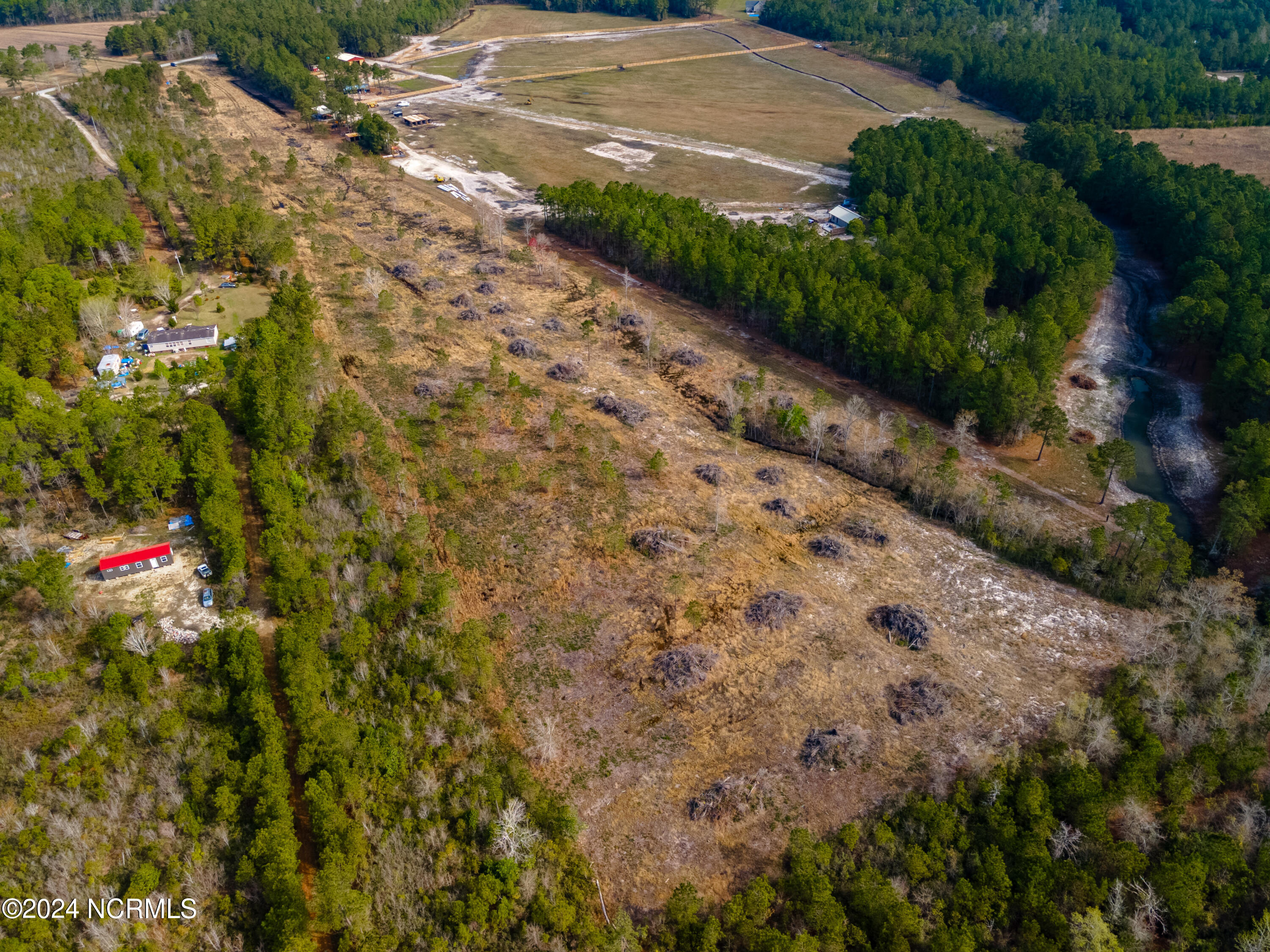 686 Old Winberry Road Newport, NC 28570 - Photo 9 of 28 Drone-4