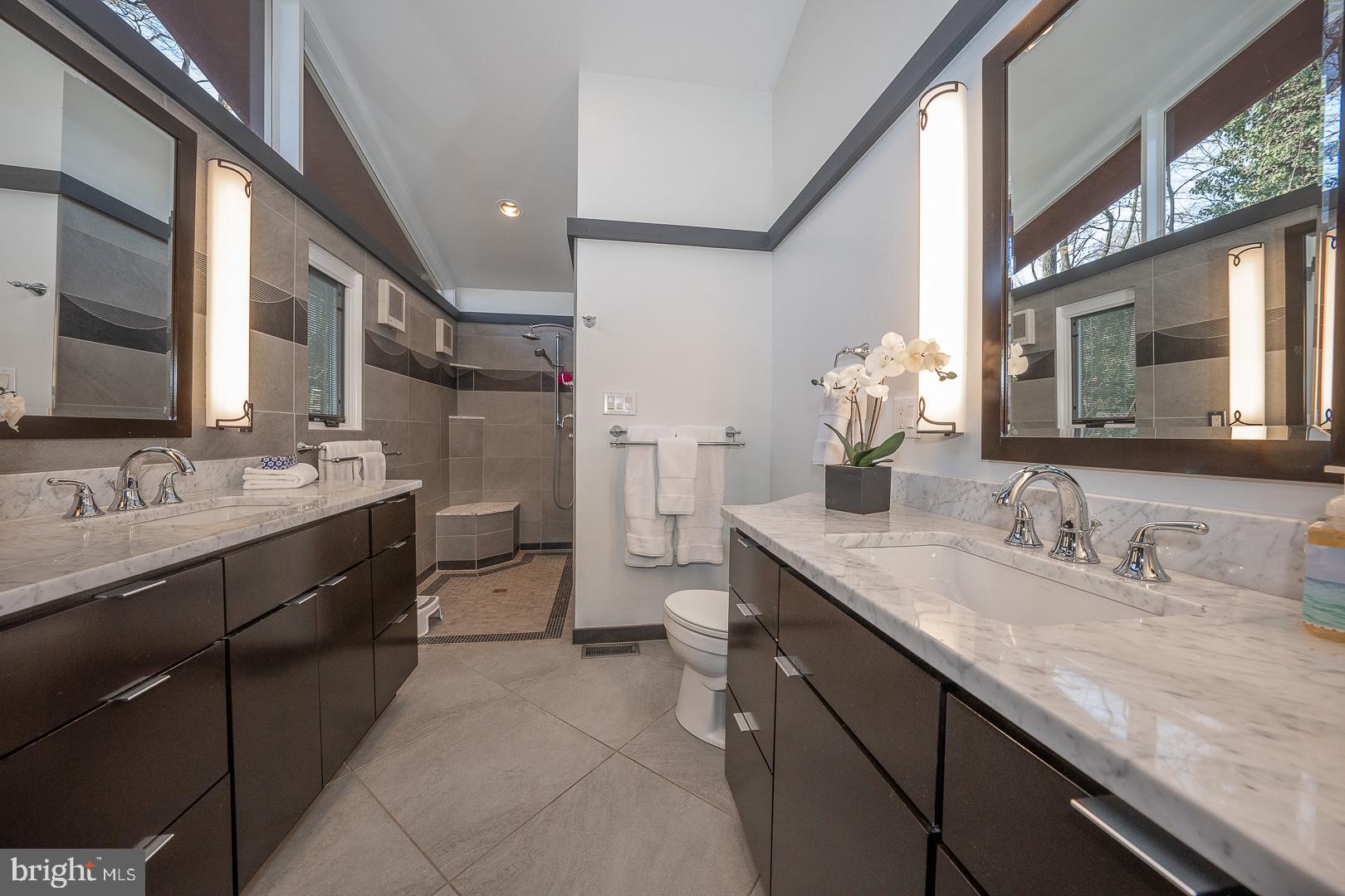 709 North Valley Forge Road Devon, PA 19333 - Photo 22 of 51 En-suite Primary Bath