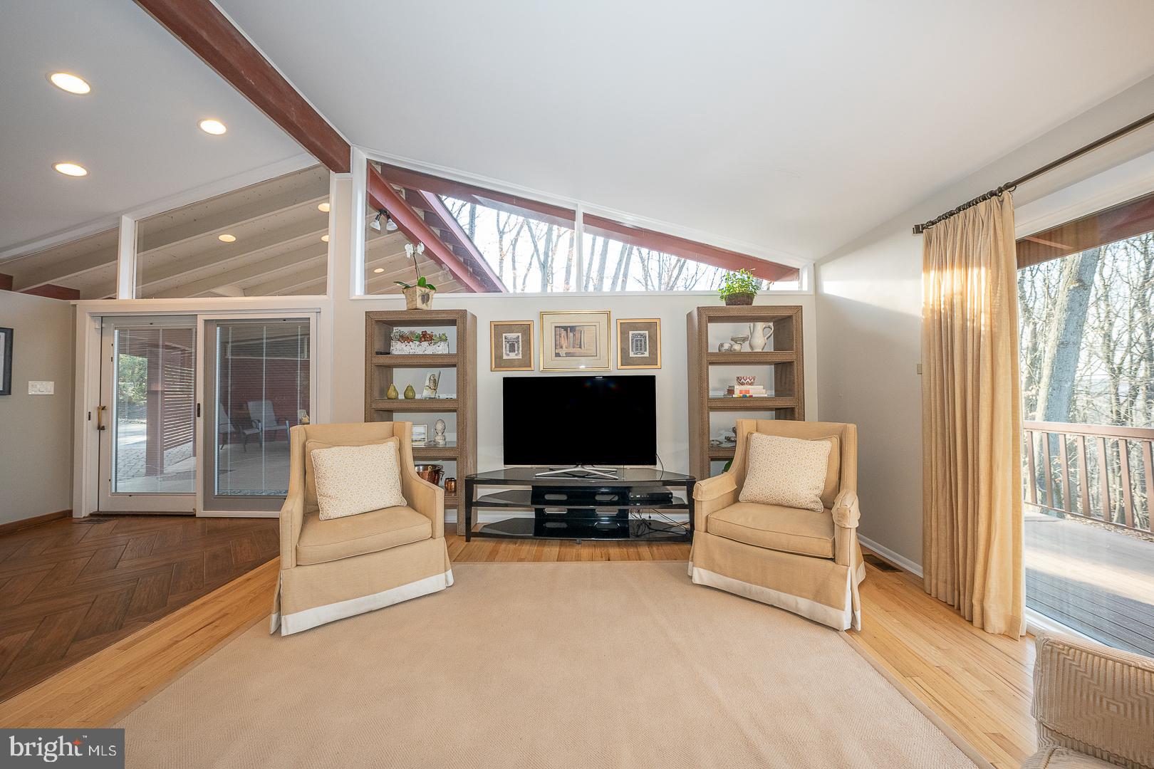 709 North Valley Forge Road Devon, PA 19333 - Photo 9 of 51 Living Room