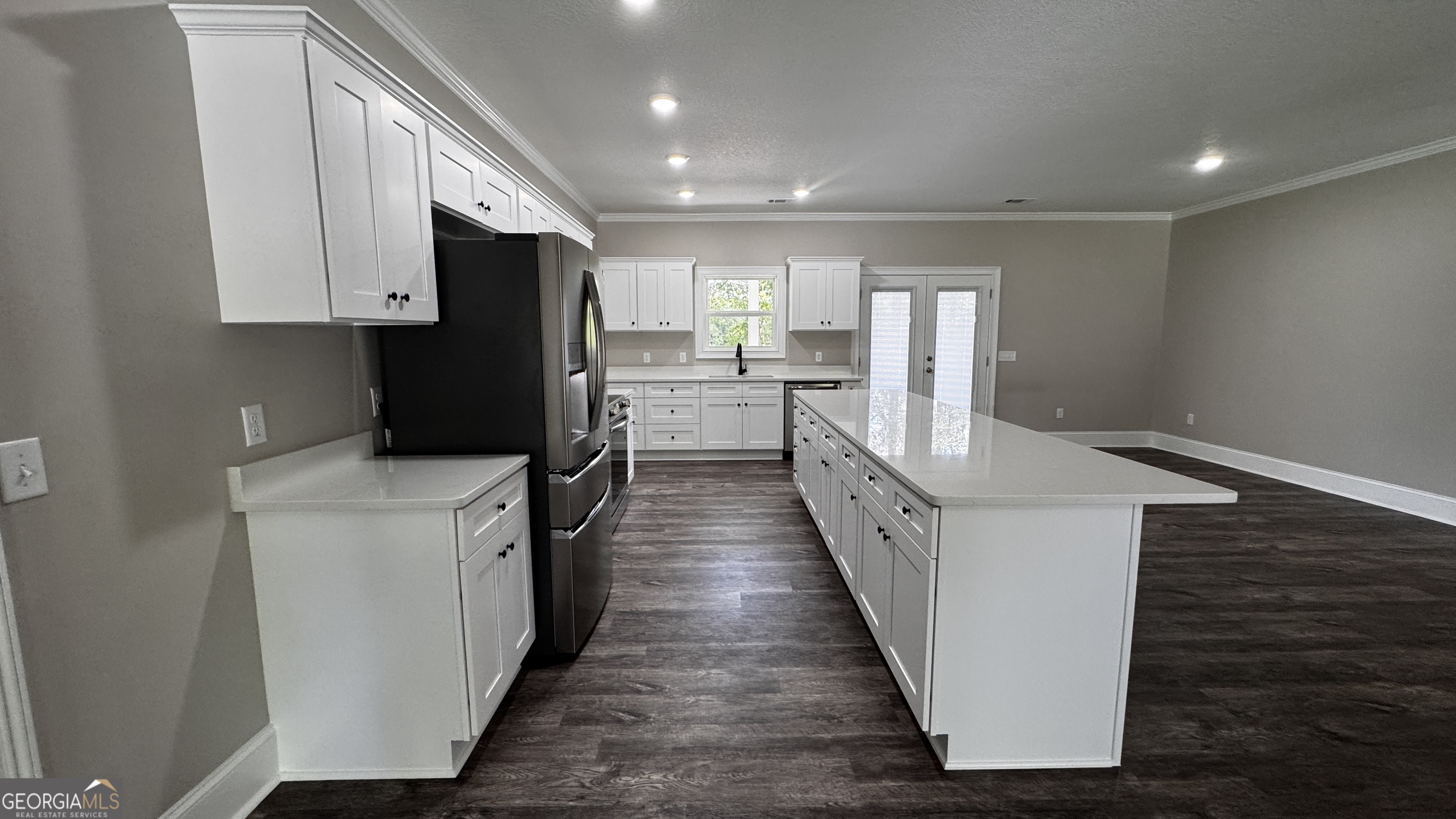 3 Willow Pointe Claxton, GA 30417 - Photo 11 of 31 a kitchen with refrigerator and cabinets