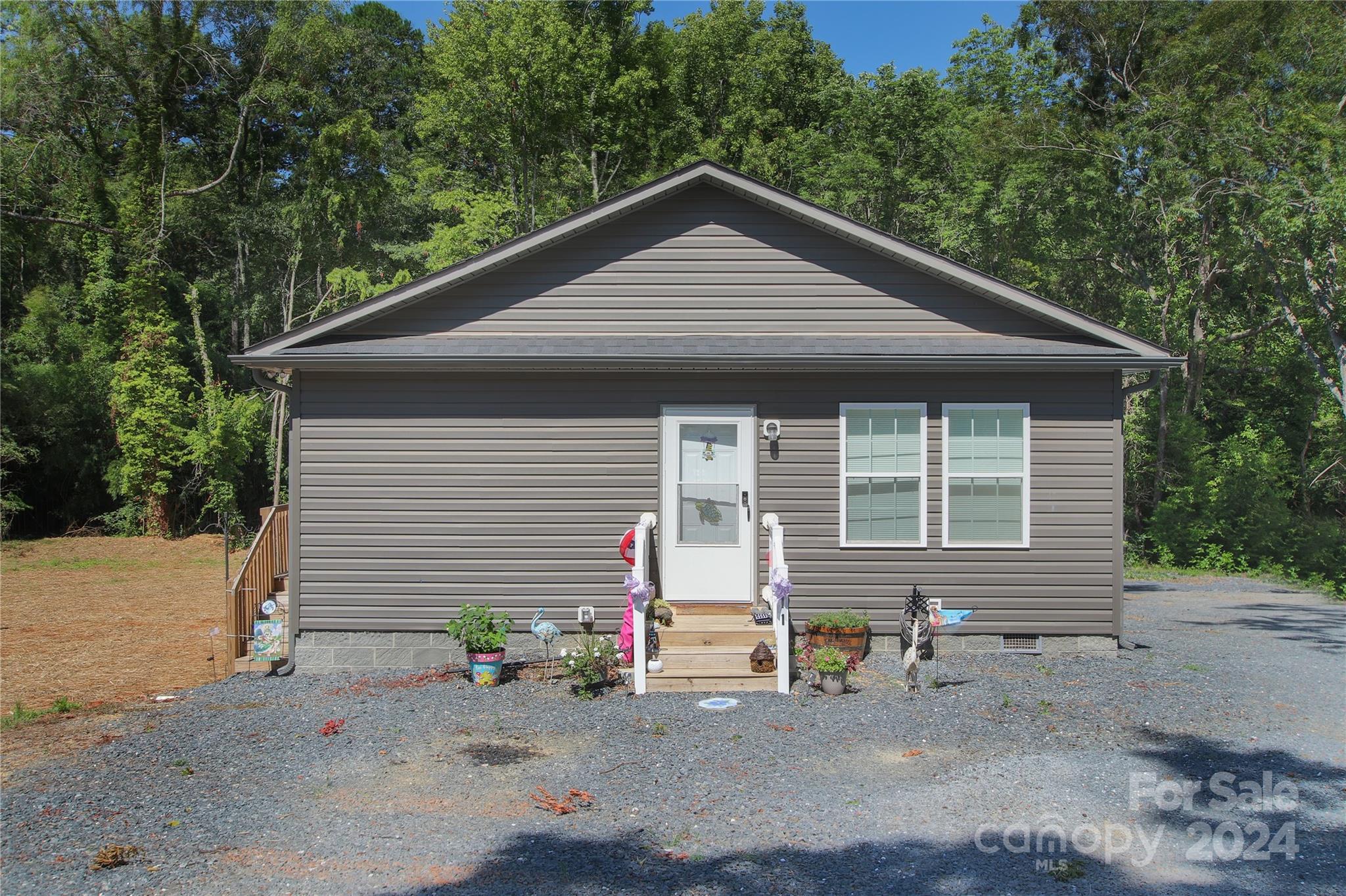 411 A & B Spring Street Denton, NC 27239 - Photo 2 of 24 Gallery Image 2