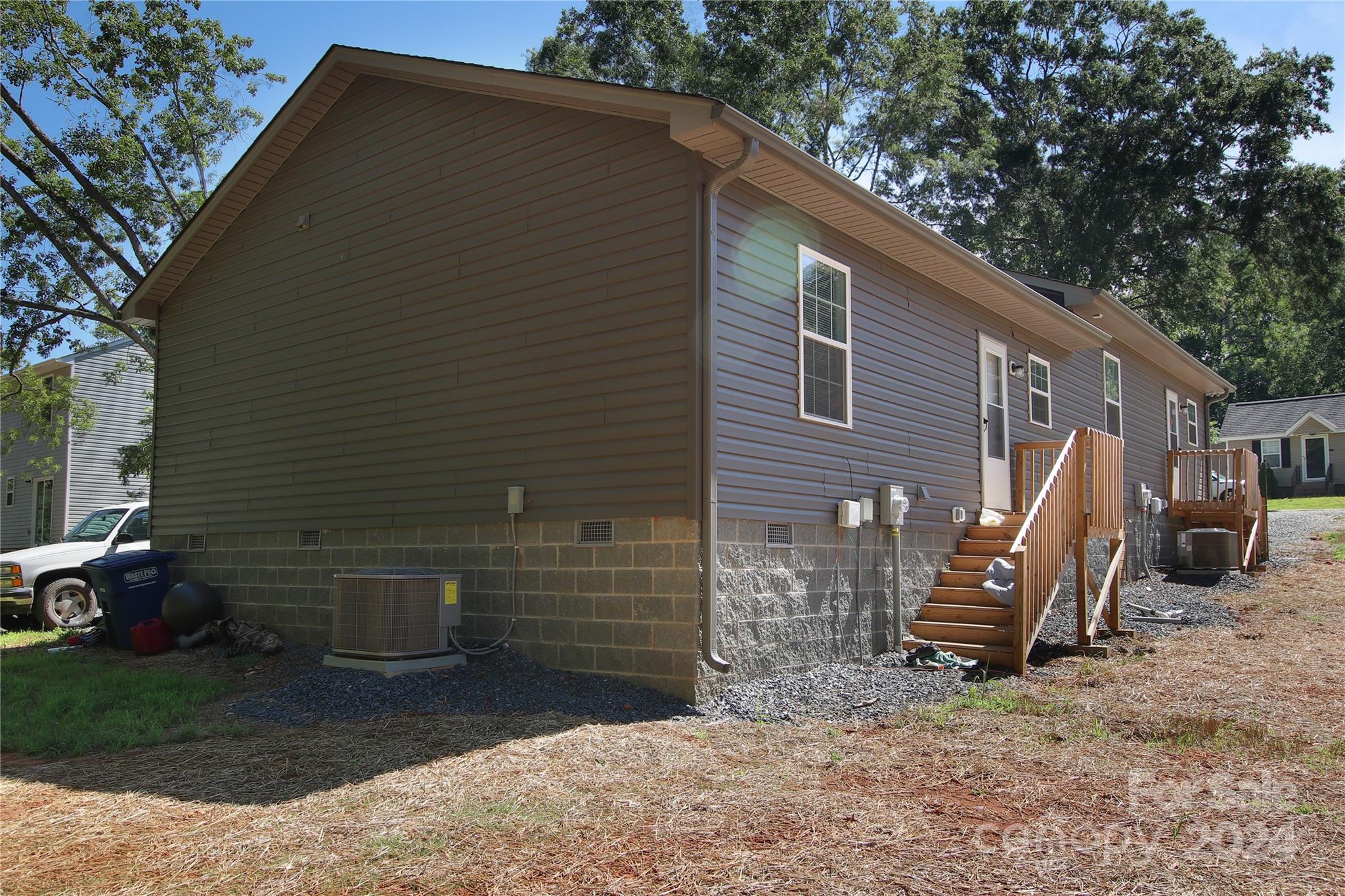 411 A & B Spring Street Denton, NC 27239 - Photo 22 of 24 Gallery Image 22