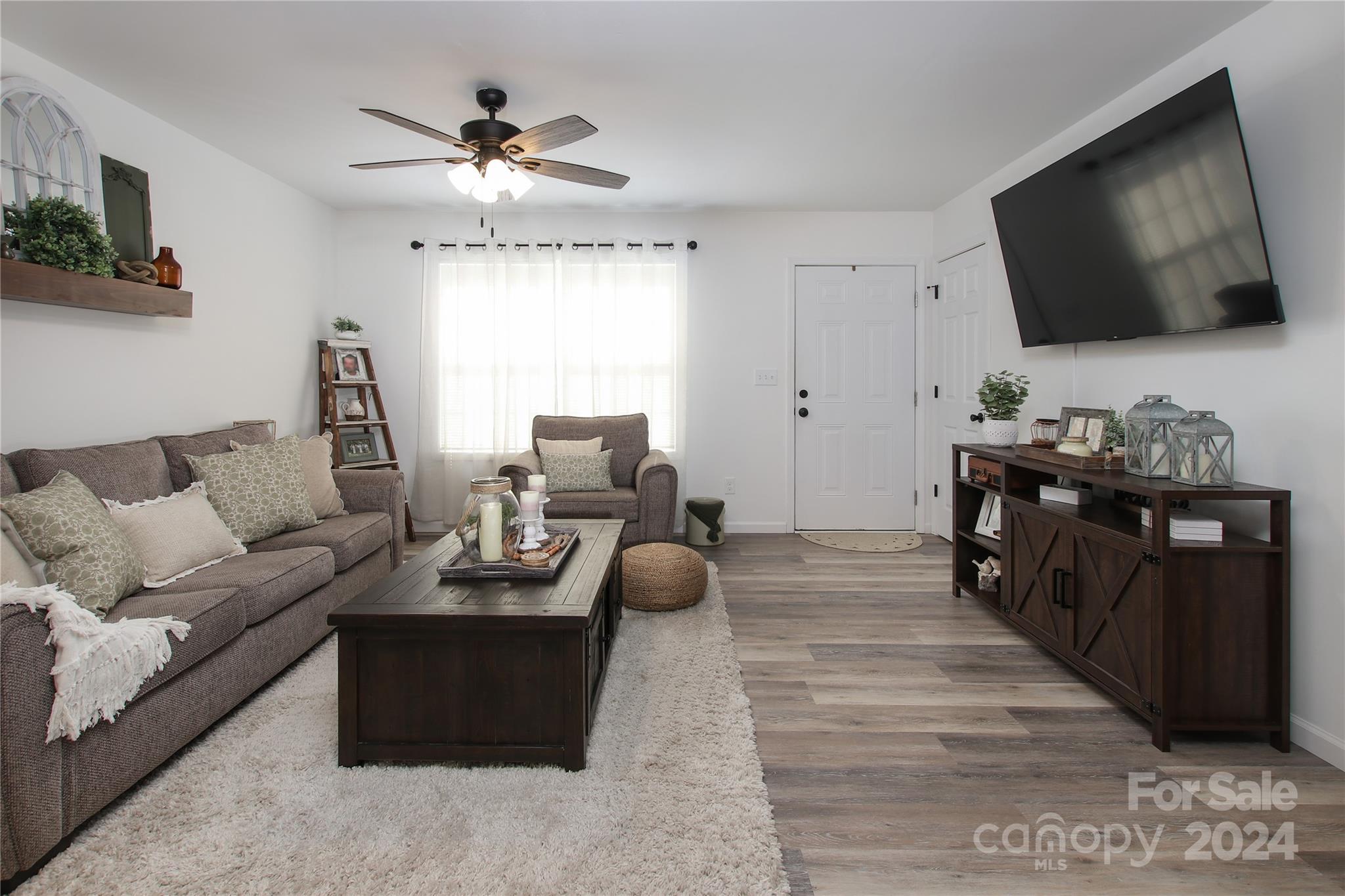 411 A & B Spring Street Denton, NC 27239 - Photo 4 of 24 Gallery Image 4