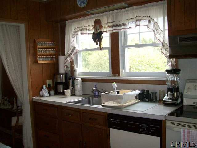 1113 Loudon Road Colonie, NY 12047 - Photo 7 of 12 Photo 7