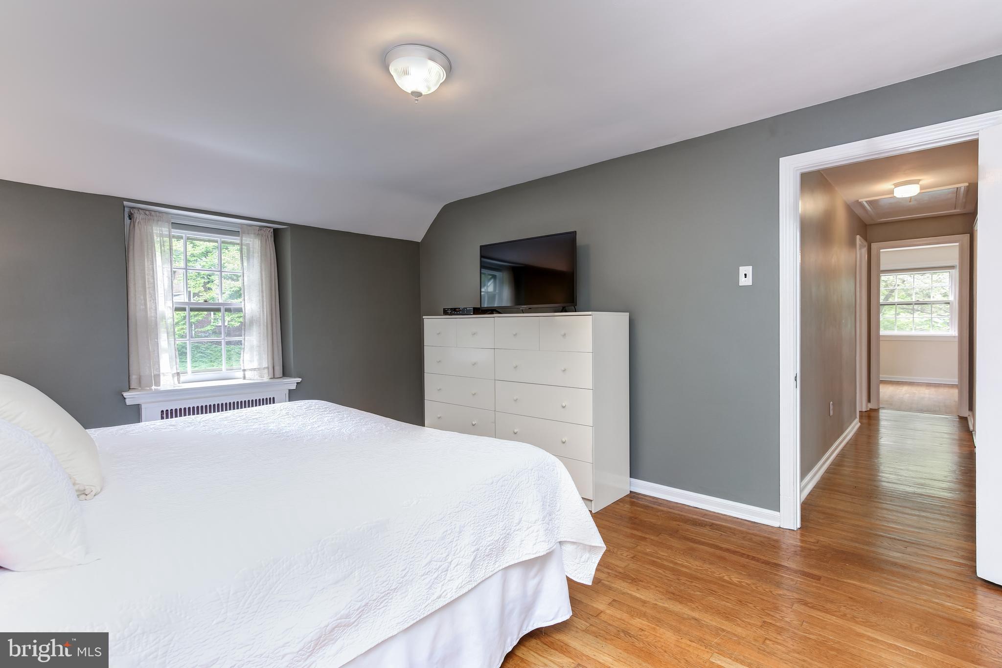 37 Green Valley Road Wallingford, PA 19086 - Photo 18 of 33