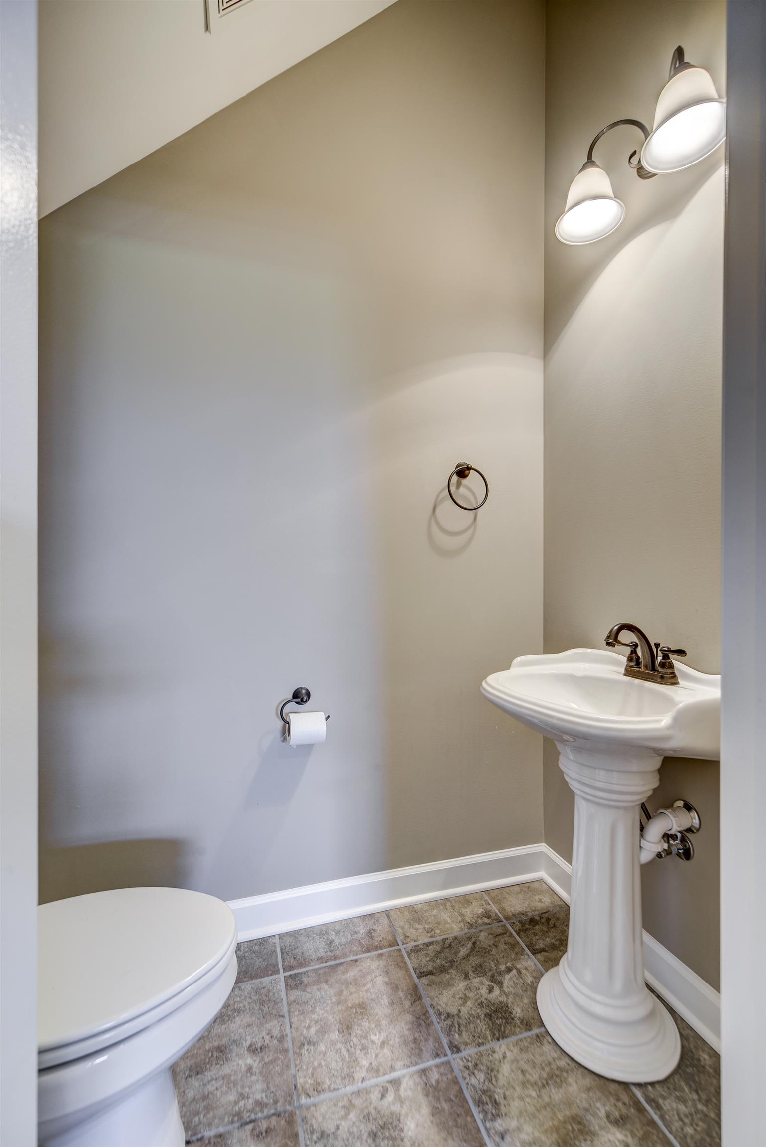 1898 Hygeia Road Greenbrier, TN 37073 - Photo 24 of 30 Gallery Image 24