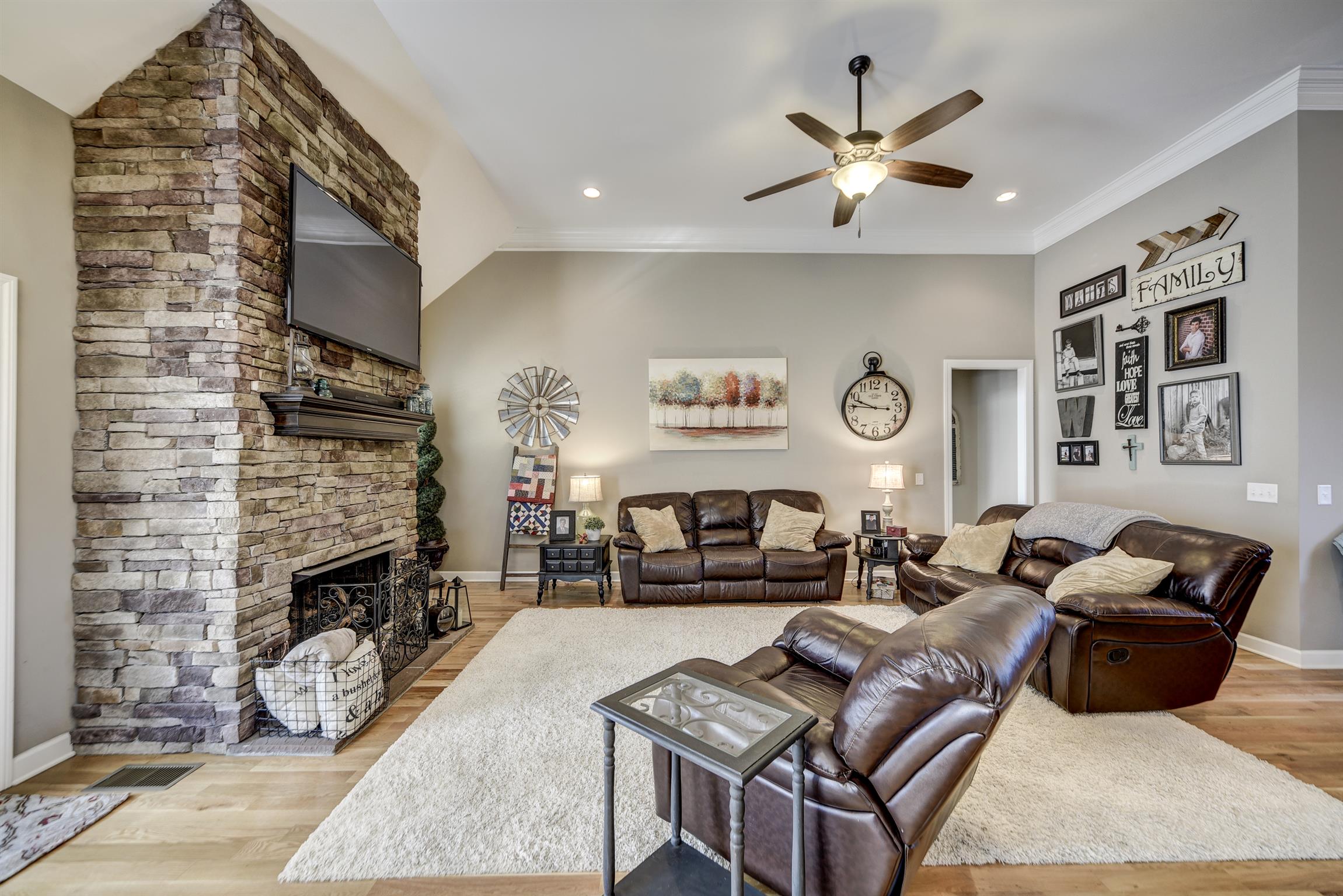 1898 Hygeia Road Greenbrier, TN 37073 - Photo 8 of 30 Gallery Image 8