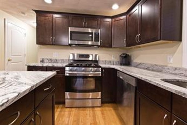 42 Glen Road Swampscott, MA 01907 - Photo 7 of 28 Gallery Image 7