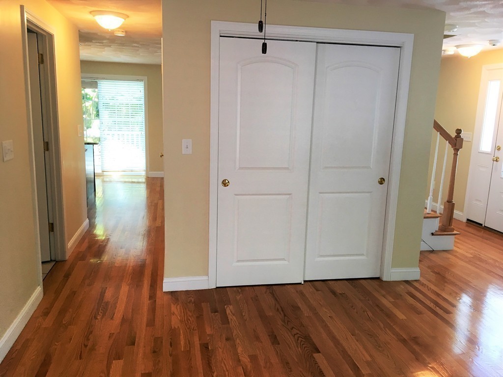 42 Glen Road Swampscott, MA 01907 - Photo 9 of 28 Gallery Image 9