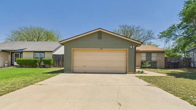 $130,000 | 9203 Canton Avenue, Lubbock, TX 79423