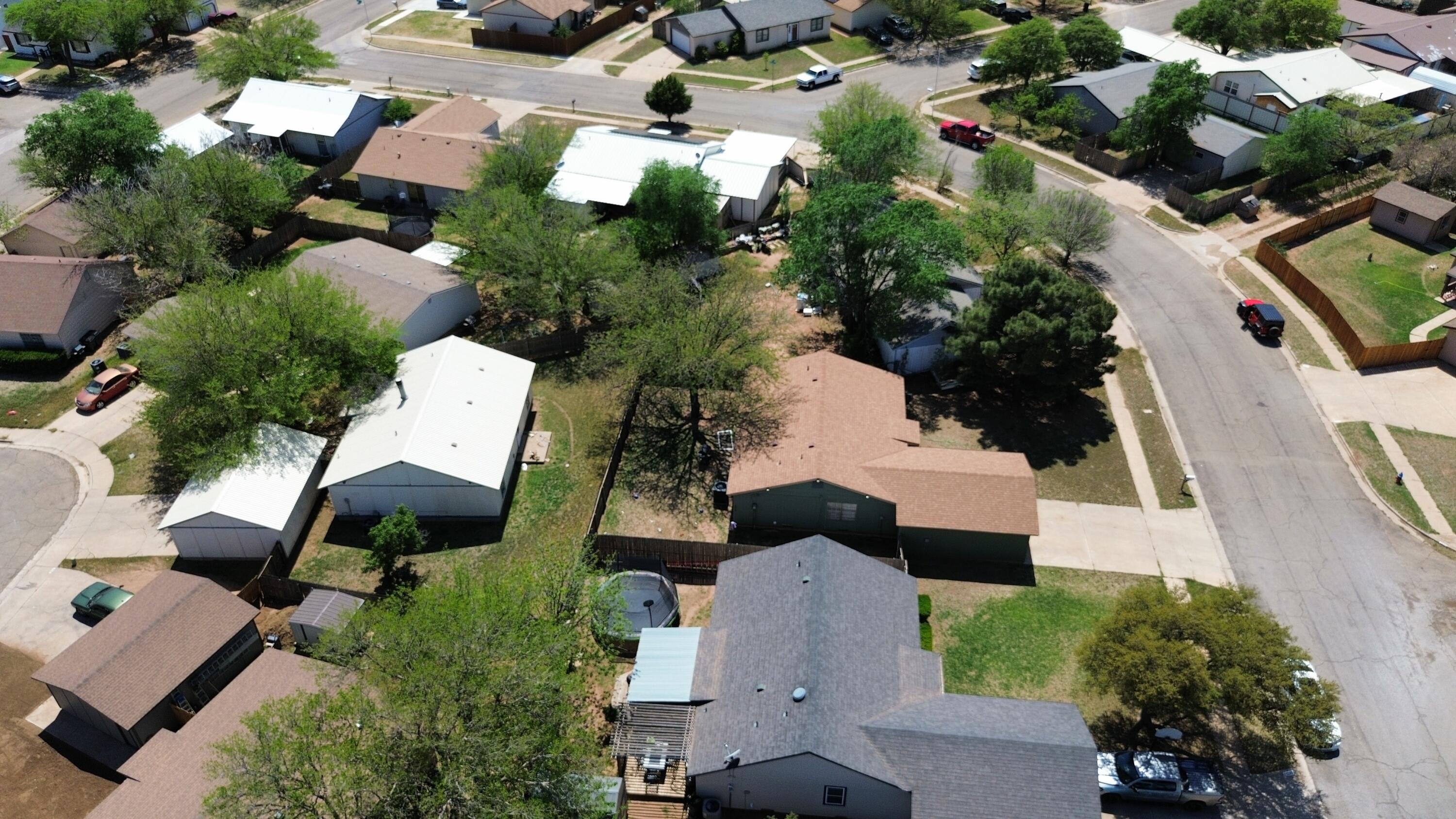 9203 Canton Avenue Lubbock, TX 79423 - Photo 23 of 27 dji_fly_20250410_135206_895_174483816085
