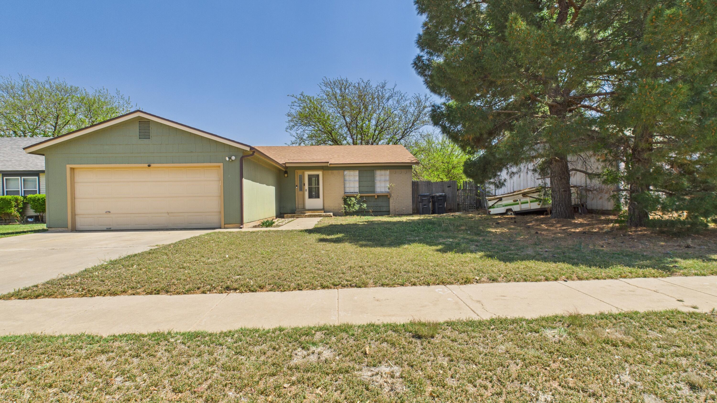 9203 Canton Avenue Lubbock, TX 79423 - Photo 4 of 27 CAM03710G0-PR0108-STILL001